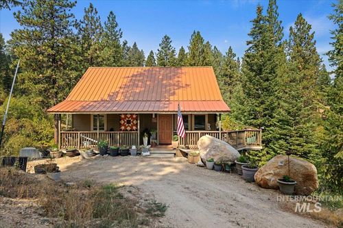 70 Castle Mountain Dr, Garden Valley, ID, 83622-5174 | Card Image