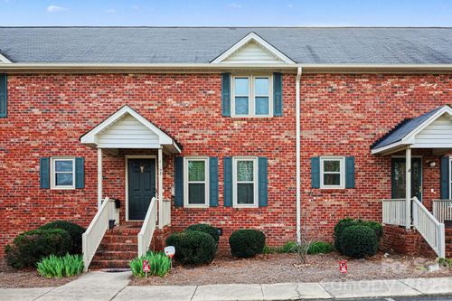 1162 Crestmont Dr Se, Concord, NC, 28025-8796 | Card Image