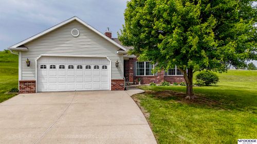 18 Westridge Dr, Shenandoah, IA, 51601-2182 | Card Image
