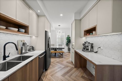 32-2350 165 St, Surrey, BC, V3Z1J9 | Card Image