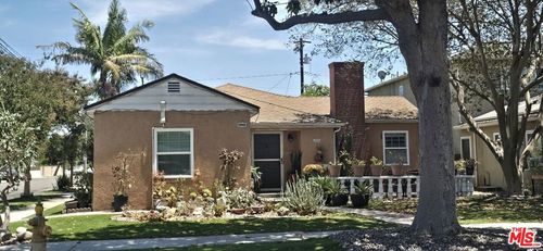 2690 Oregon Ave, Long Beach, CA, 90806-2542 | Card Image