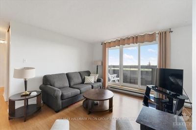 714 - 2020 Jasmine Cres, Condo with 2 bedrooms, 1 bathrooms and 1 parking in Ottawa ON | Image 3