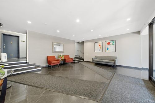 apt-3h-6 Birchwood Ct, Mineola, NY, 11501-4518 | Card Image