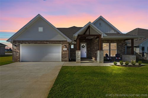 6008 N 28th St, Broken Arrow, OK, 74014 | Card Image