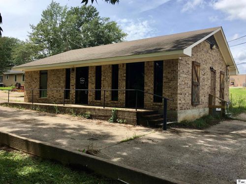 505 N Washington St, Farmerville, LA, 71241-2413 | Card Image
