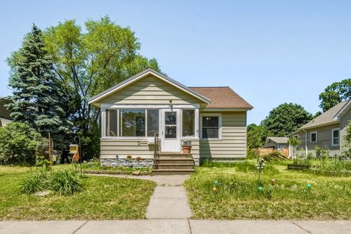 1516 Sherwin Ave, Eau Claire, WI, 54701-4374 | Card Image