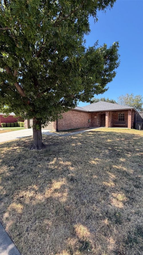 1035 Port Isabel Drive, Little Elm, TX, 75068 | Card Image