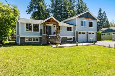 8952 Hadden St, House other with 4 bedrooms, 3 bathrooms and 8 parking in Langley BC | Image 2