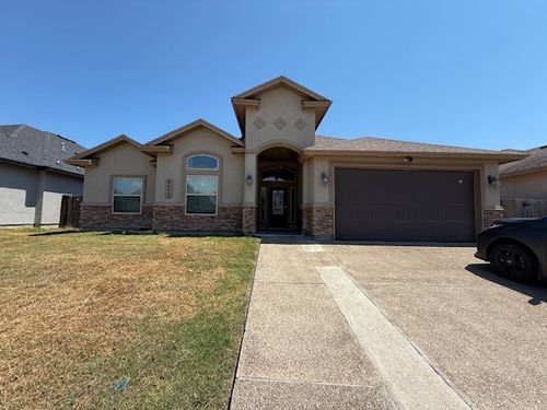 8010 Snake River Dr, Corpus Christi, TX, 78414-6401 | Card Image