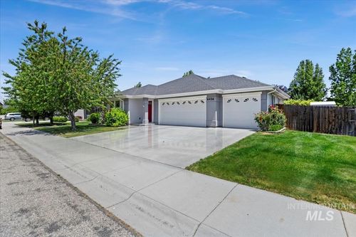 4456 N Weston Ave, Meridian, ID, 83646-3945 | Card Image
