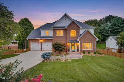 1212 Fiddlers Way, Kingsport, TN, 37664-5469 | Card Image