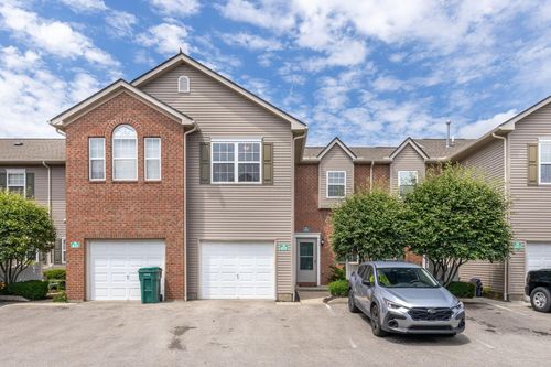 825 Mystic Pointe Dr, Lewis Center, OH, 43035-8629 | Card Image