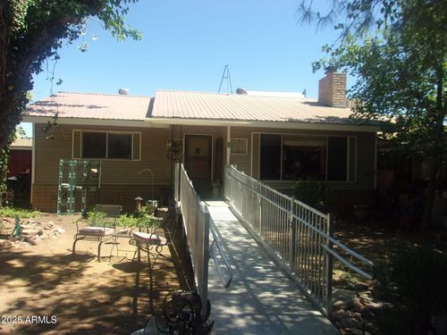 78 E Goddard Ln, Camp Verde, AZ, 86322-7319 | Card Image
