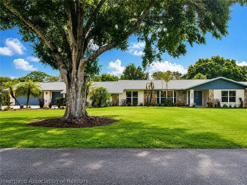 3800 Par Rd, SEBRING, FL, 33872-3833 | Card Image