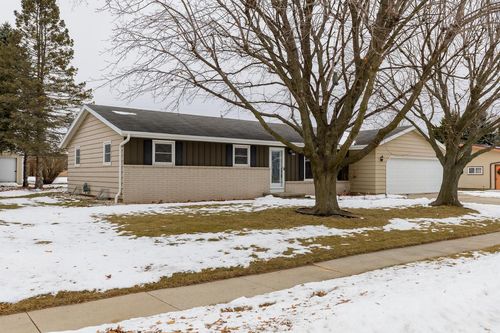 4412 Just Court, Manitowoc, WI, 54220 | Card Image