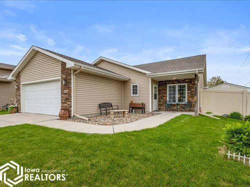 2304 S 19th St, Council Bluffs, IA, 51501-6921 | Card Image