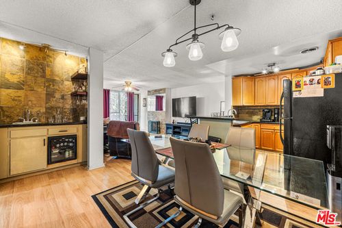 unit-214-6435 Green Valley Cir, Culver City, CA, 90230-8075 | Card Image