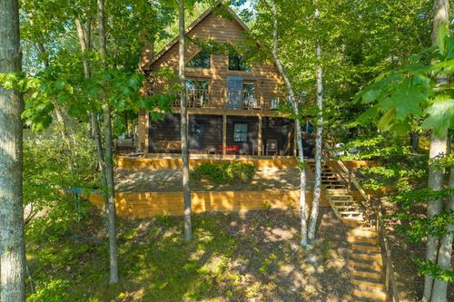 8711 N Island Dr, Canadian Lakes, MI, 49346-9769 | Card Image