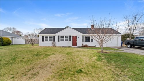 45 Whippoorwill Rd, Warwick, RI, 02888-6119 | Card Image