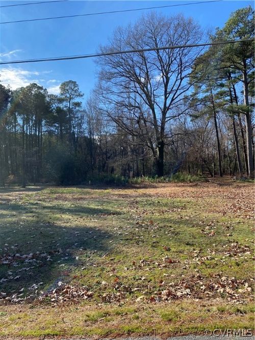 256 Shady Ln, White Stone, VA, 22578-2611 | Card Image