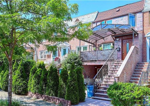 150-55 77th Ave, Flushing, NY, 11367-3125 | Card Image