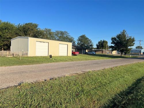 200 W Division St, Union City, OK, 73090-9544 | Card Image