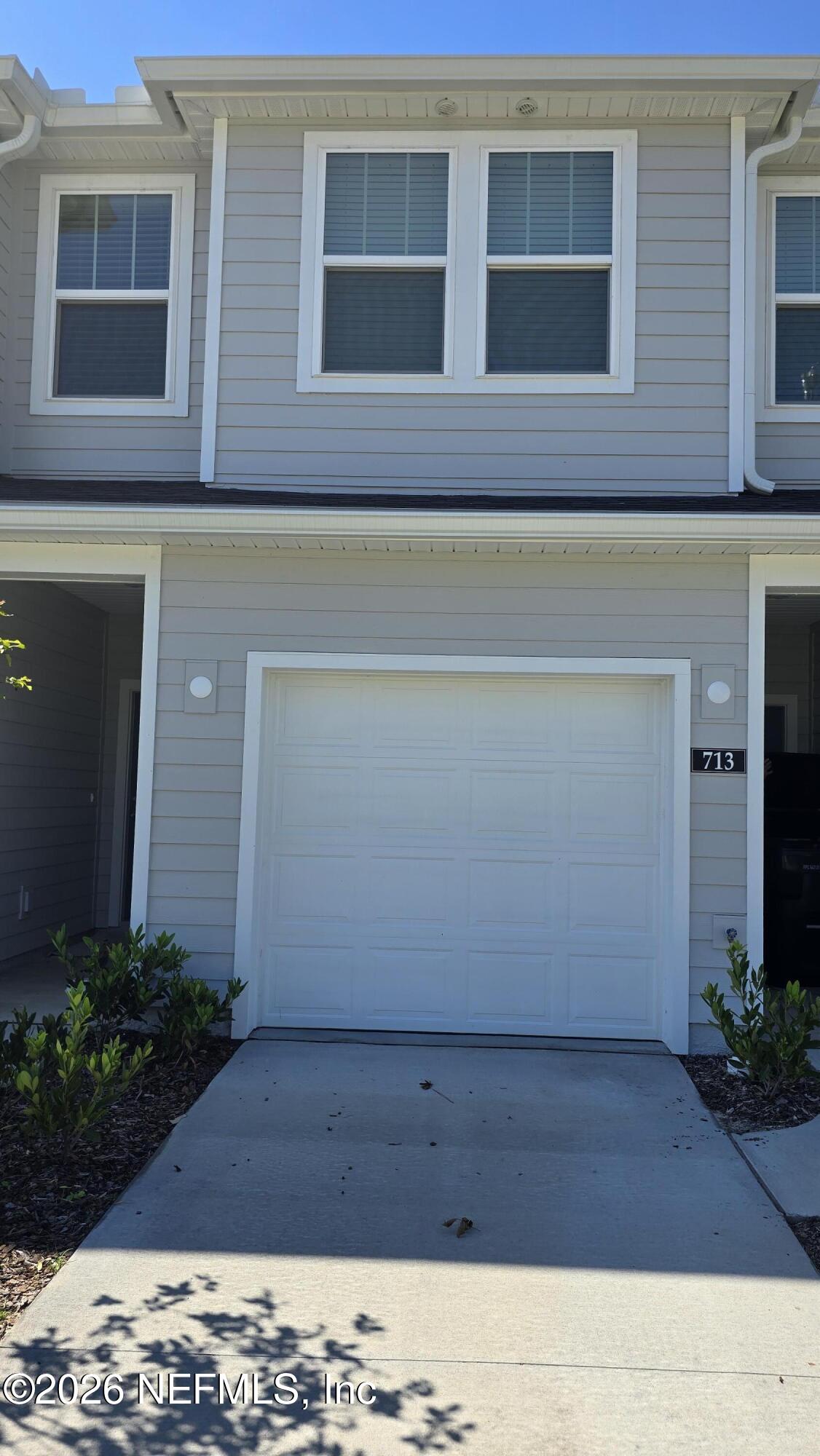 Residential Lease in Orange Park