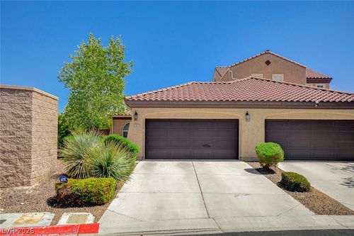8952 Sandy Isle Ct, Las Vegas, NV, 89131-6713 | Card Image