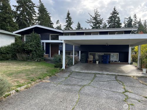 15237 Ne 3rd Street, Bellevue, WA, 98007 | Card Image