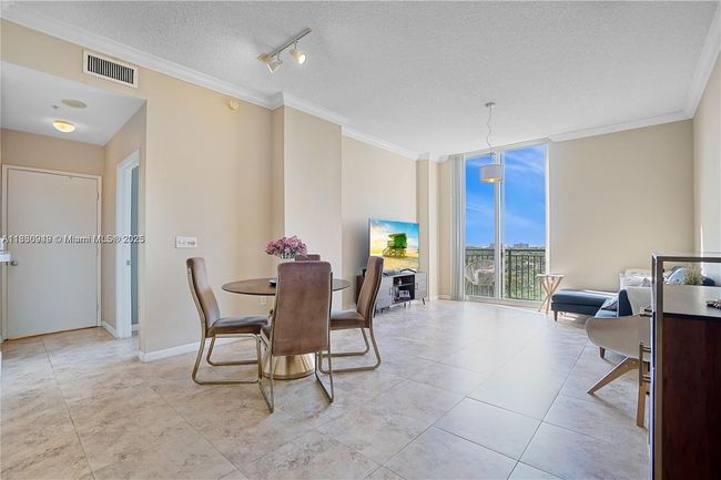APT-1707 - 520 Se 5 Th Ave, Condo with 1 bedrooms, 1 bathrooms and null parking in Fort Lauderdale FL | Image 17