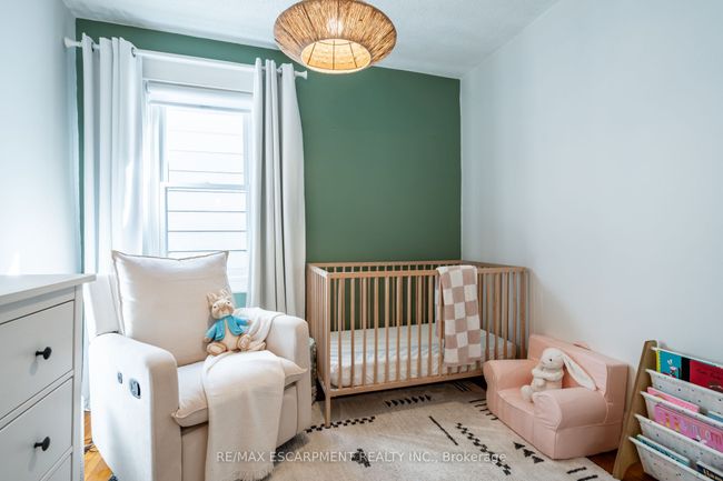 114 London St N, House other with 3 bedrooms, 2 bathrooms and 2 parking in Hamilton ON | Image 17