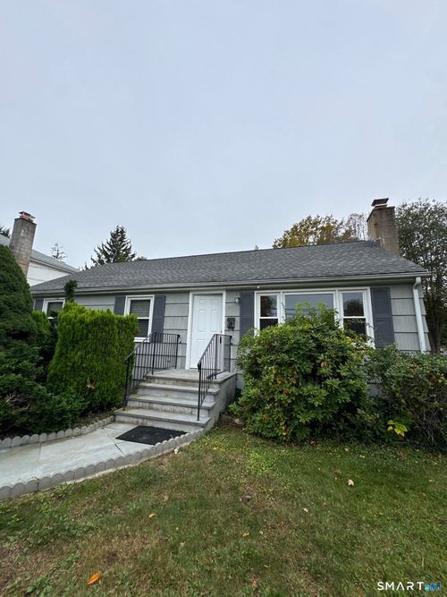 7 Fillow St, Norwalk, CT, 06850-2907 | Card Image