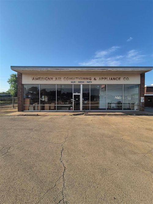 817 E 6th Ave, Stillwater, OK, 74074-3706 | Card Image