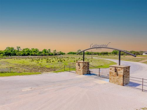 1517 Cottonwood Mesa Dr, Kempner, TX, 76539-8752 | Card Image