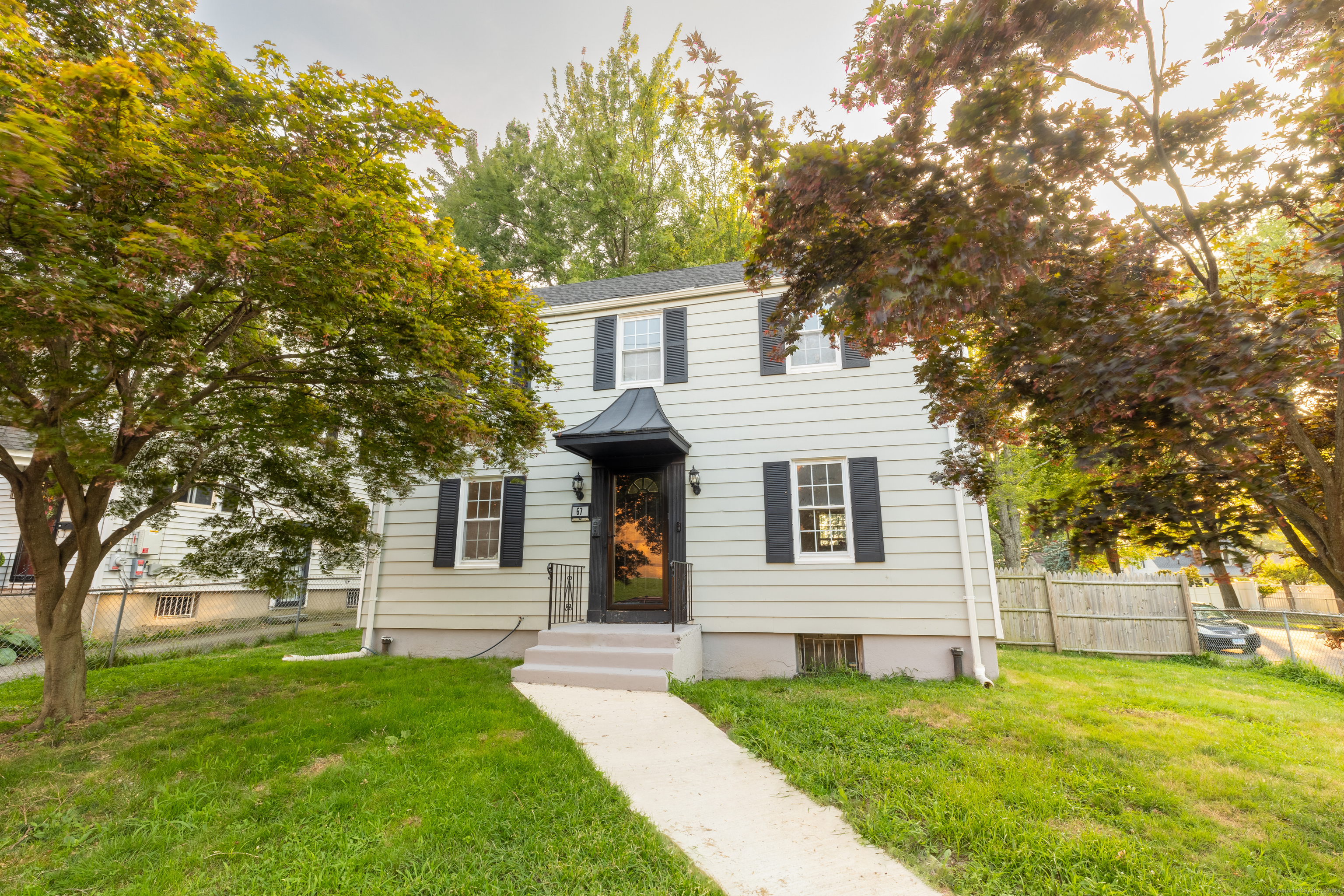 Ledger St, Hartford, CT 06106