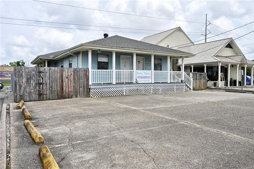1629 Hickory Ave, Harahan, LA, 70123-2114 | Card Image