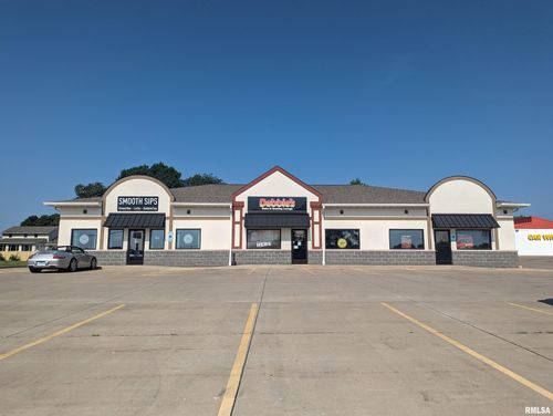 407 S 4th St, Dunlap, IL, 61525-8069 | Card Image