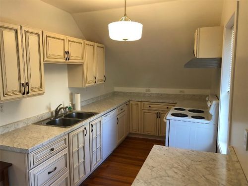 3-40 E Barrows St, Cumberland, RI, 02864-7610 | Card Image