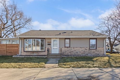 9301 54th Ct, Oak Lawn, IL, 60453-2305 | Card Image