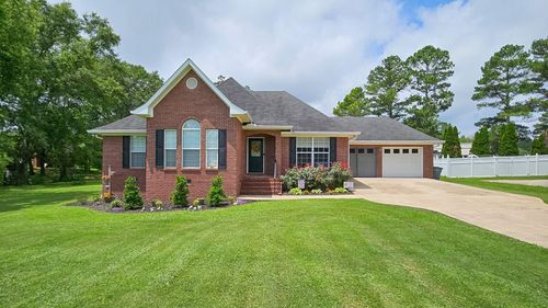 97 Plantation Dr, Killen, AL, 35645-7245 | Card Image