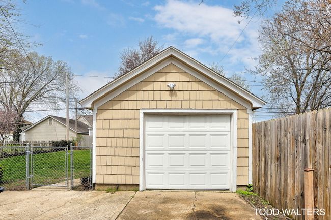 9-web-or-mls-251-w-21st-st | Image 9