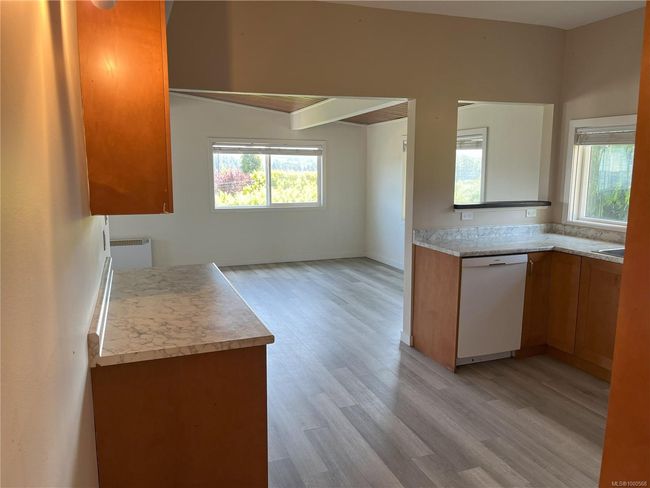 6558 Lanark Rd, House other with 5 bedrooms, 2 bathrooms and 5 parking in Sooke BC | Image 9