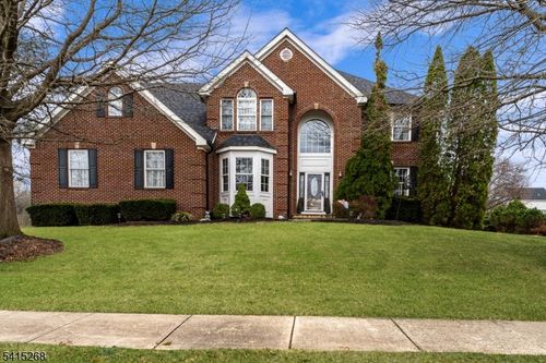 904 Adrienne Ave, Stewartsville, NJ, 08886-3264 | Card Image