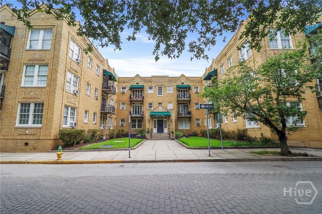 APT-35 - 210 E State St, Condo with 1 bedrooms, 1 bathrooms and null parking in Savannah GA | Image 26