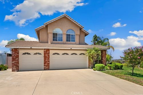 34175 Shaded Meadow Cir, Wildomar, CA, 92595-8321 | Card Image
