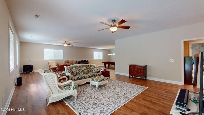 17 Lavender Dr, House other with 4 bedrooms, 5 bathrooms and 2 parking in Whispering Pines NC | Image 48
