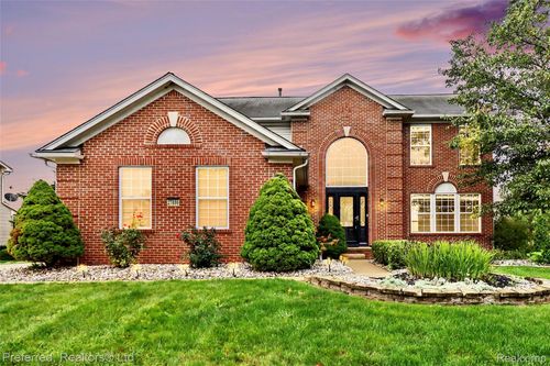 27886 Bluebird Dr, Flat Rock, MI, 48134-4700 | Card Image