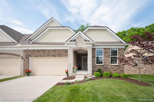 48796 Windfall Rd, Novi, MI, 48374-6304 | Card Image
