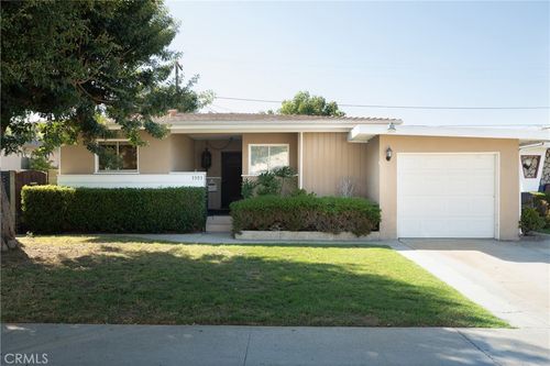 3303 Faust Ave, Long Beach, CA, 90808-3839 | Card Image