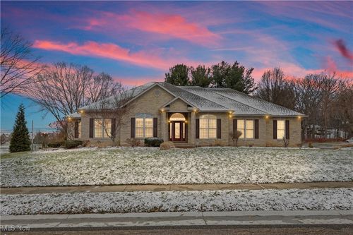 6430 Great Court Cir Nw, Massillon, OH, 44646-9538 | Card Image